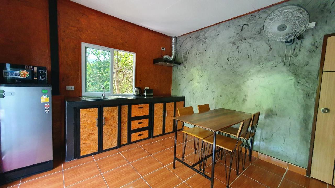 Safina Pool Villa 란타섬 외부 사진